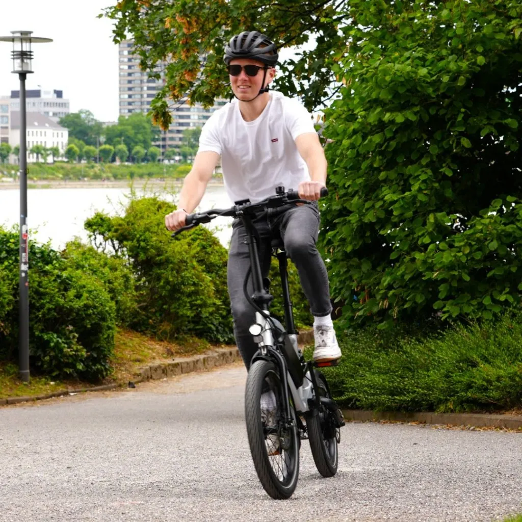 STEEREON B25 - Leichtes E-Bike (Groß)